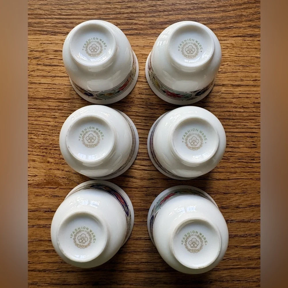 Fashionware 1942 Handle-less small Floral fine china Tea Cups- set of 6
